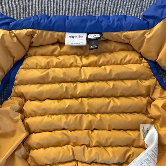 Patagonia Blue and Gray Quilted Vest - Picture 3 of 4